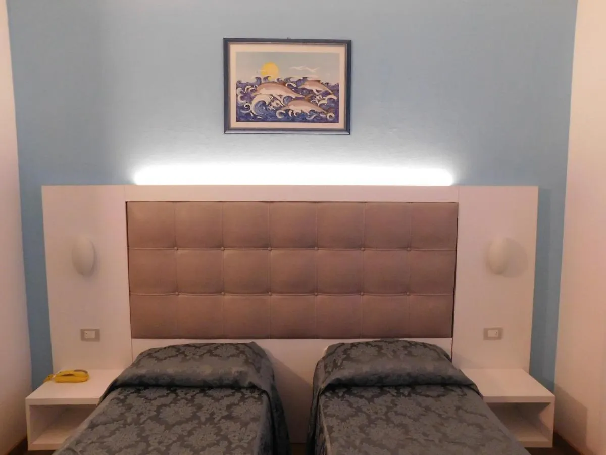 Hotel Oceano Marina di Pietrasanta 3*,  Italia