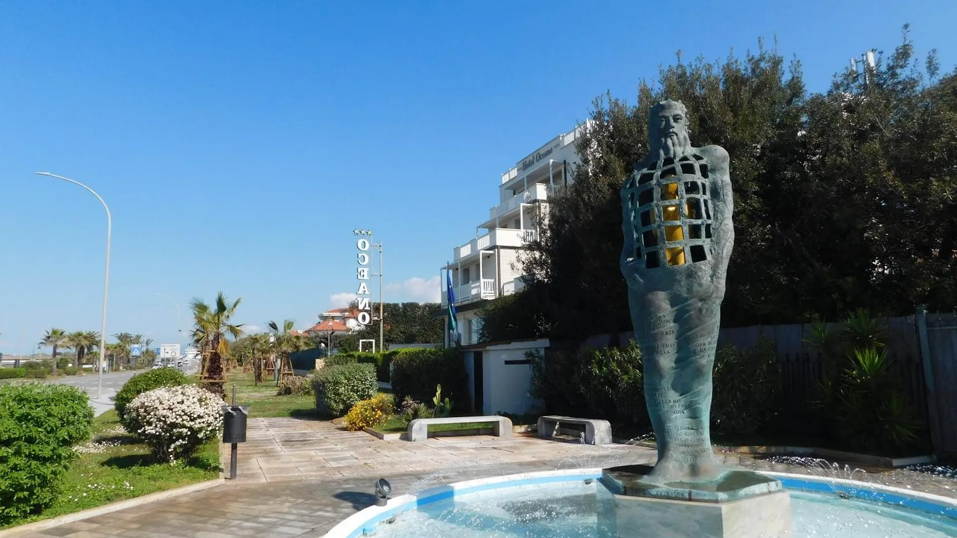 Hotel Oceano Marina di Pietrasanta 3*,