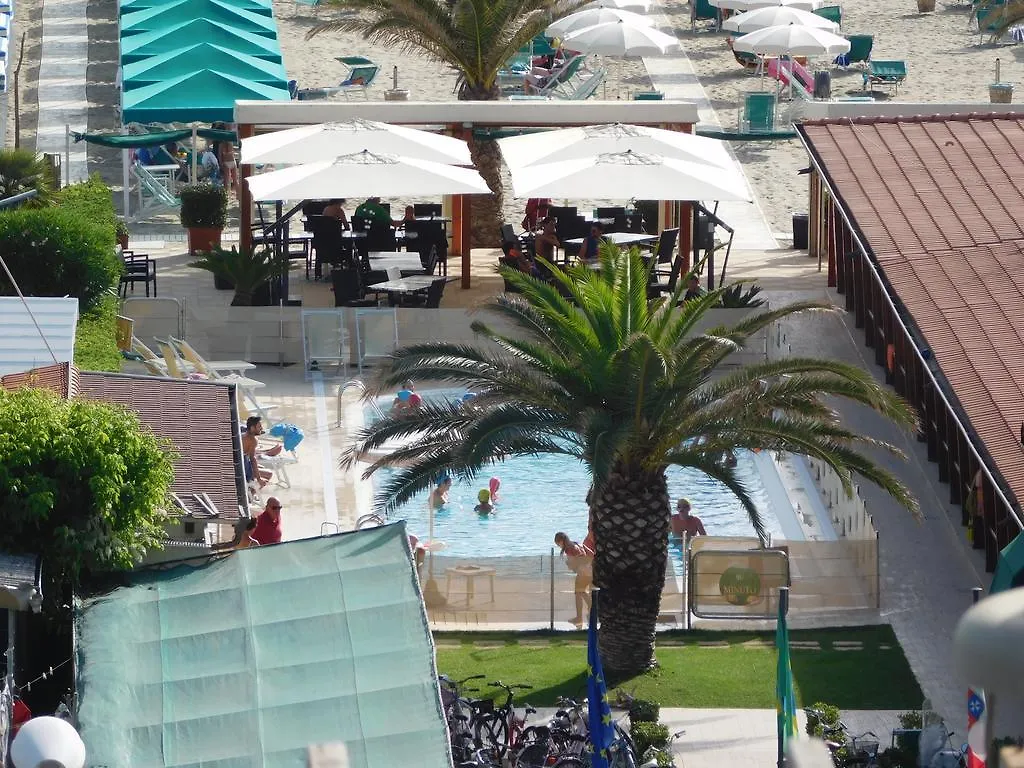 Hotel Oceano Marina di Pietrasanta 3*,  Italia
