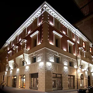 Le Camp & 4*, Padua Italia